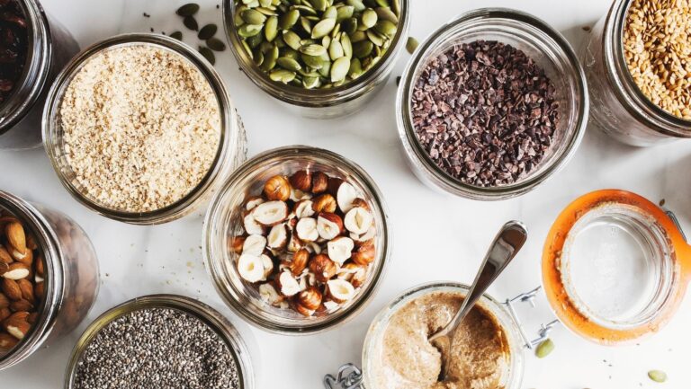 The 8 Organic Pantry Staples You Should Always Have at Home